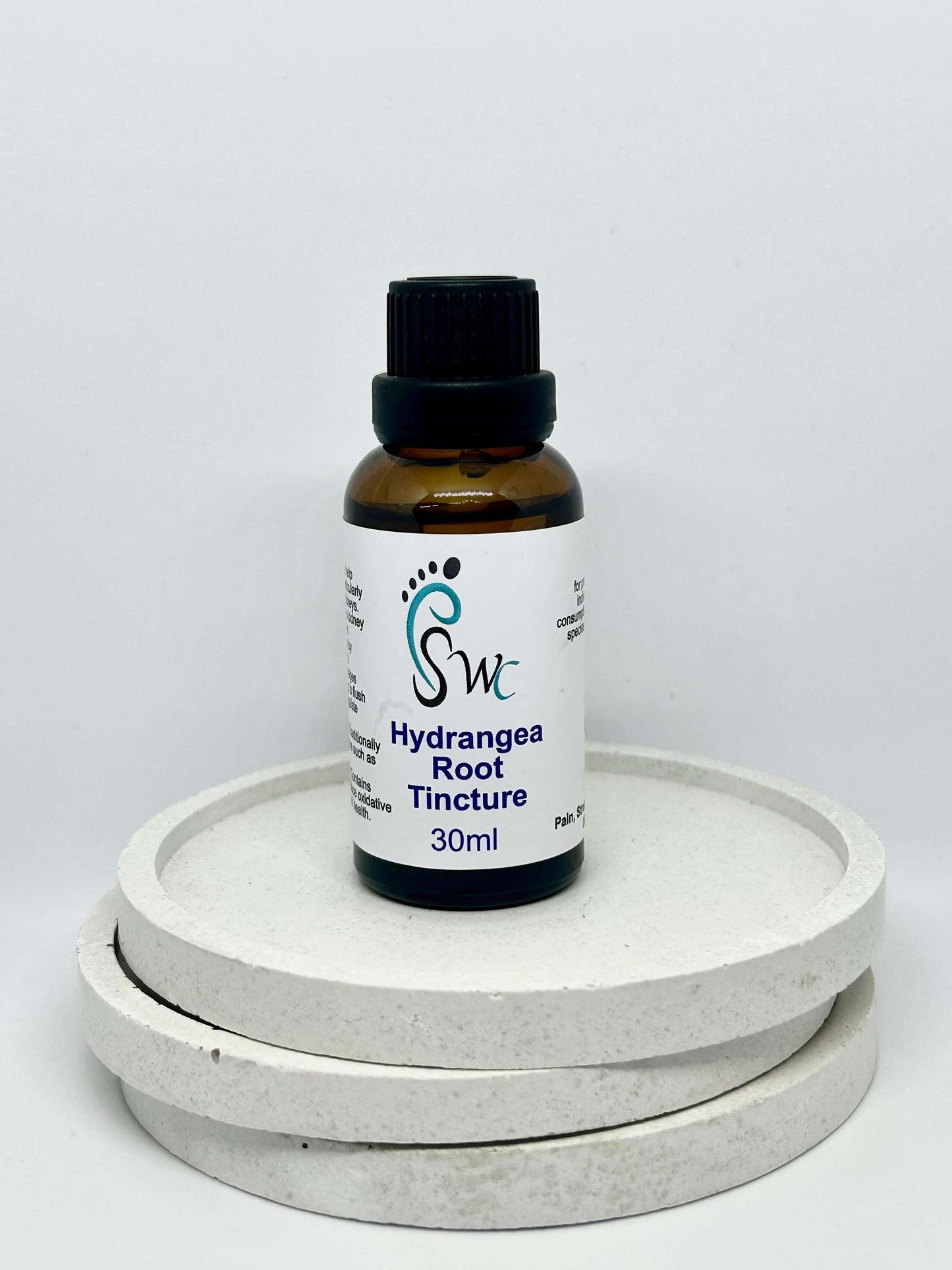 30ml bottle of Hydrangea Tincture – natural herbal extract for kidney health, urinary tract support, and detoxification
