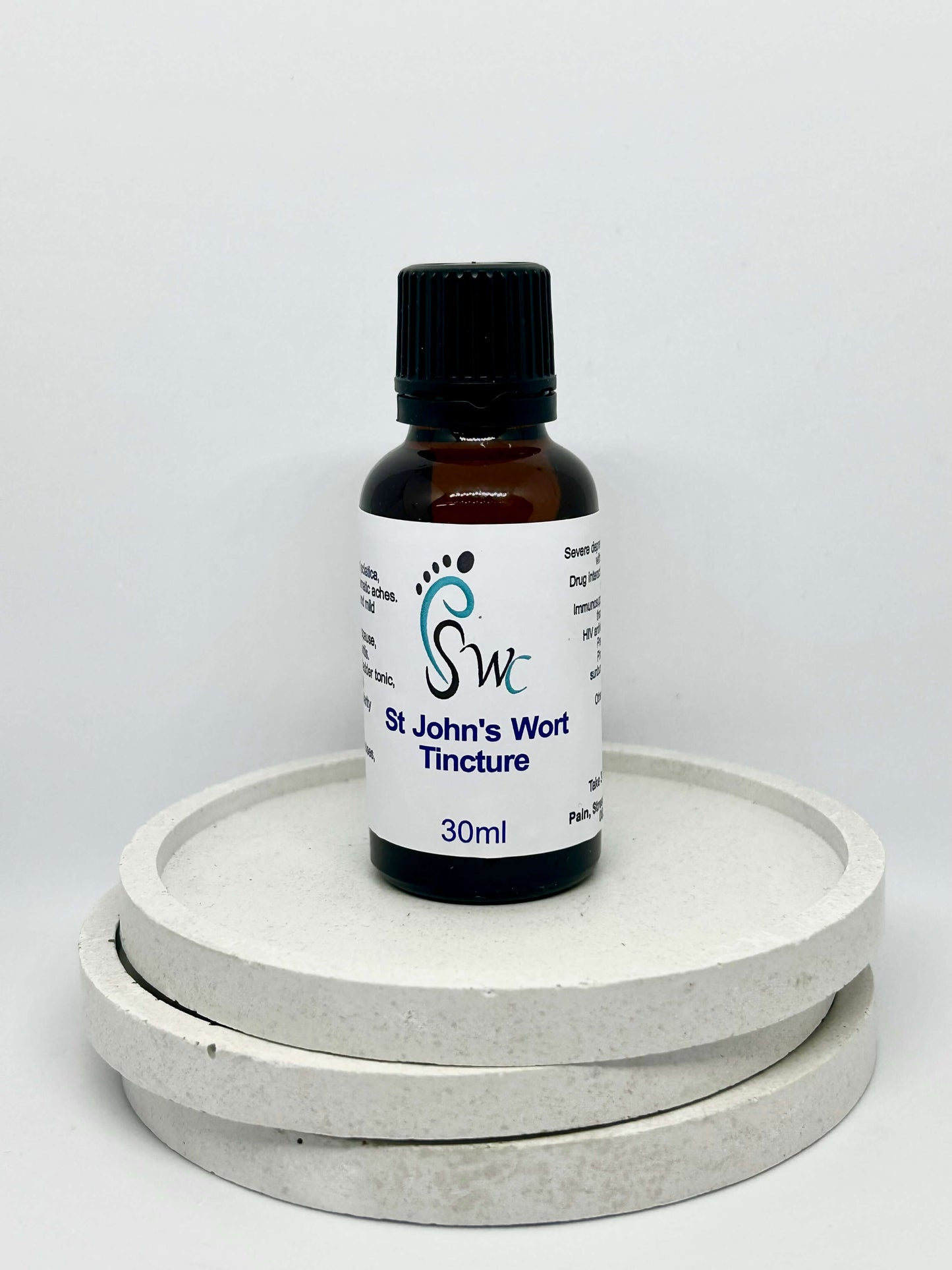 30ml bottle of St John’s Wort Tincture – natural herbal extract for mood support, stress relief, and nervous system health