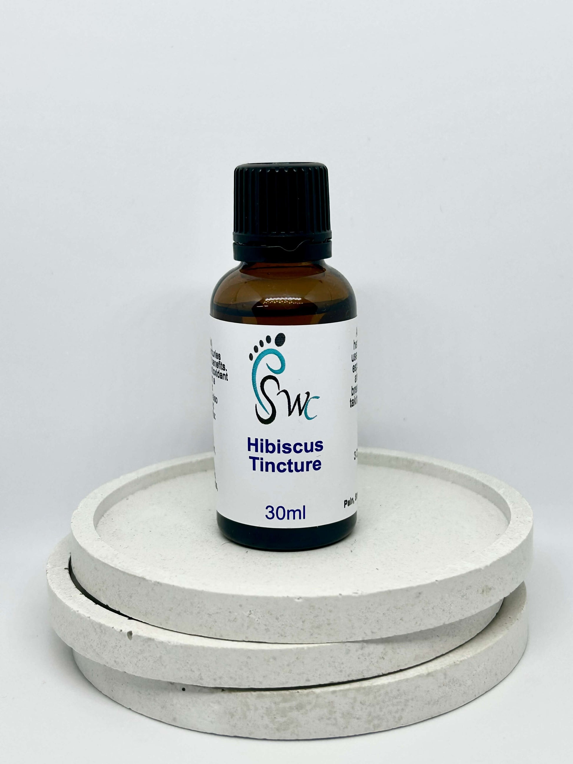 Hibiscus Tincture – rich in antioxidants, supports heart and liver health, aids digestion, and boosts the immune system